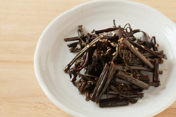 わらびのナムル