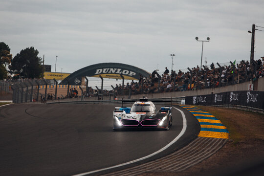 BMW M Hybrid V8 LMDh go fast at the track
