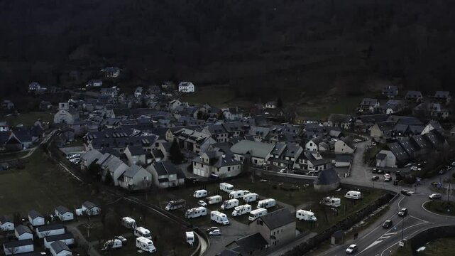 Prise de vue a&eacute;rienne des Pyr&eacute;n&eacute;es