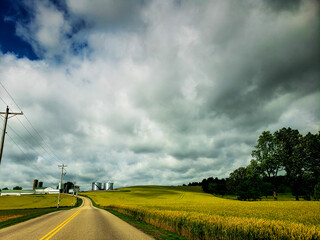 Naklejka premium Rural Landscape in Late Spring, Holmes County, Ohio
