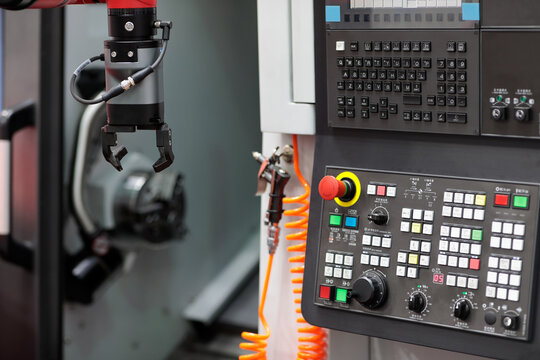 cobot gripper and CNC lathe machine