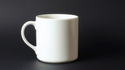 Obraz premium Simple White Mug: A pristine, ceramic mug stands out against a contrasting, dark background. Minimalist.