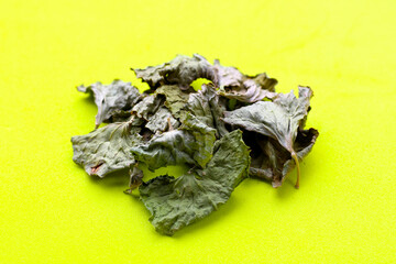 Dried gotu kola herb leaves