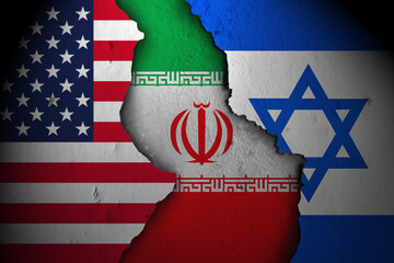 iran between america and israel © Hapelinium