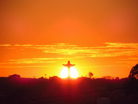 Sol em Crisro redentor