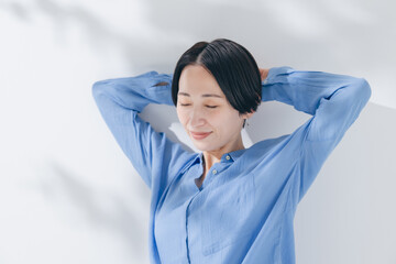 女性　リラックス
