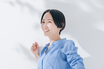 女性