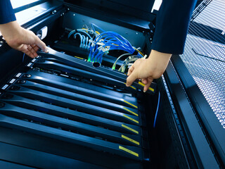 Maintenance of Data Center Server Equipment