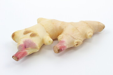 ピリッと辛い新ショウガの風味