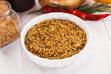 Spicy mustard sauce with seeds