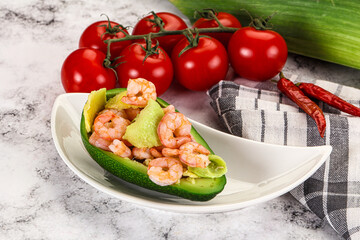 Dietary avocado cut with prawn