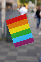 pride aufkleber in regenbogenfarben