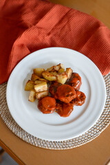 homemade meatballs with tomato and potatoes recipe