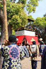 伝統を大切にする春の山車祭り