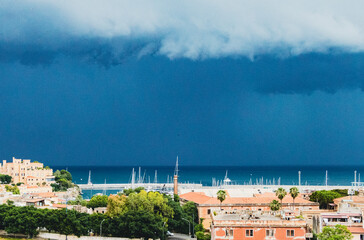 The sky darkened in Palermo