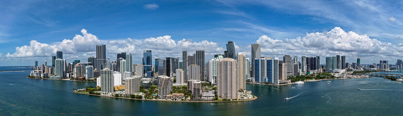 Fototapeta premium Panorama of Brickell in Miami. Panorama of Miami skyline on a sunny day. Panorama view of Miami Beach and Brickell. Brickell famous panorama. Miami downtown landscape.