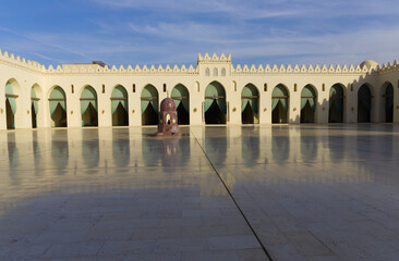 The courtyard of Al-Hakim Mosque, Cairo