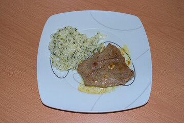 Comida caseira de inspiração Portuguesa e Italiana