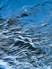 Obraz premium Stunning Deep Blue Water Surface with Intricate Ripples – Eye-Catching Aquatic Textures for Nature Designs and Relaxing Backgrounds