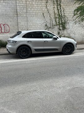 Brussels, Belgium
June 1, 2025
Porsche Macan GTS