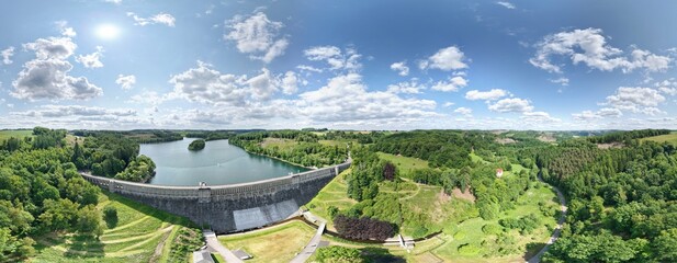 Damm der Ennepetalsperre