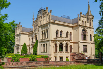 Obraz premium Frühsommer in Ostfriesland