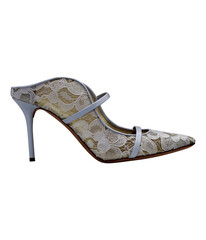 Image of a shoes for fashion on transparent background