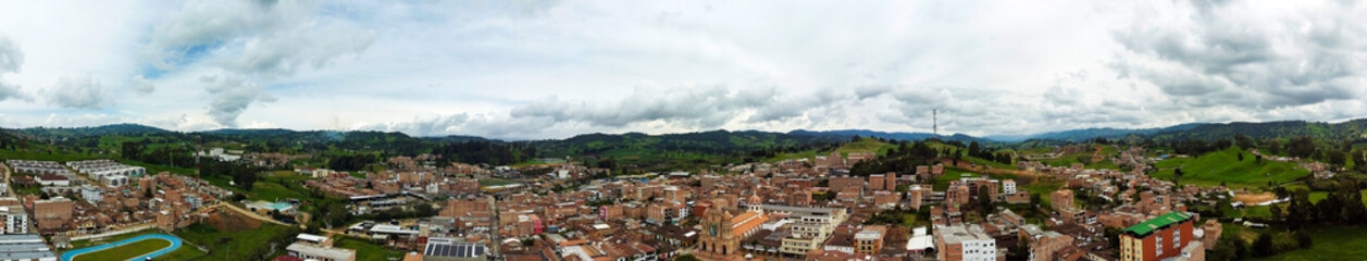 Fototapeta premium San Pedro de los Milagros, Antioquia, Colombia. June 16, 2025. Aerial view from a drone, located at 2,475 meters above sea level.