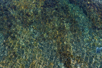 透き通った綺麗な海水