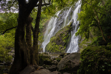 
Khlong Lan Waterfall is one of the most beautiful and grand waterfalls in Thailand. Below it is a large pool where you can swim. It is located in Khlong Lan National Park, Kamphaeng Phet