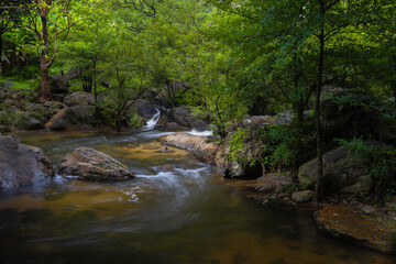 
Khlong Lan Waterfall is one of the most beautiful and grand waterfalls in Thailand. Below it is a large pool where you can swim. It is located in Khlong Lan National Park, Kamphaeng Phet