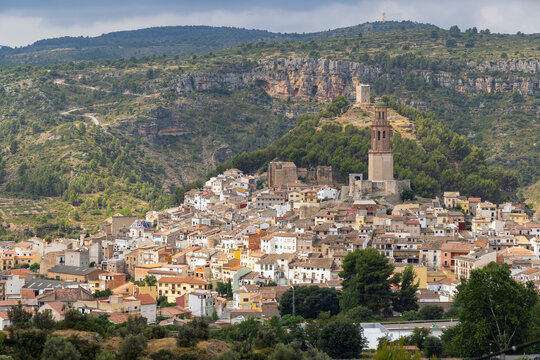 Jerica cityscape featuring the Collegiate Church of Santa Maria and surrounding mountains in Valencian Community, Spain