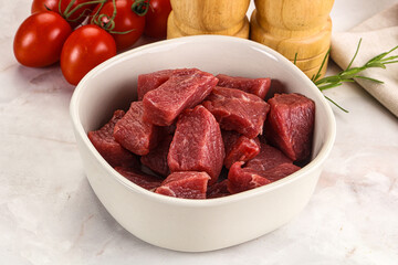Raw beef cubes for cooking