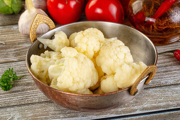 Vegan cuisine Steamed cauliflower cabbage