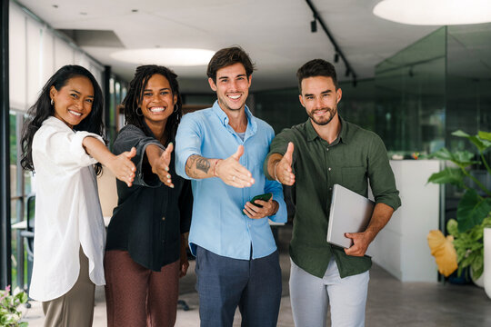 Modern, inclusive, and collaborative atmosphere in the office. They warmly welcome the new colleague