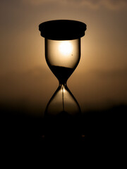 Silhouette of an Hourglass, Countdown