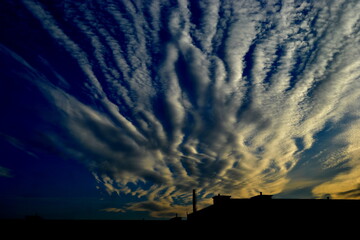 Chmury na niebie © Zuzanna