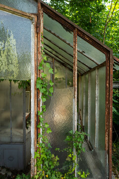 Fototapeta Old abandoned house