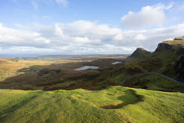 Paesaggi Spettacolari del Quiraing, Isola di Skye, Scozia