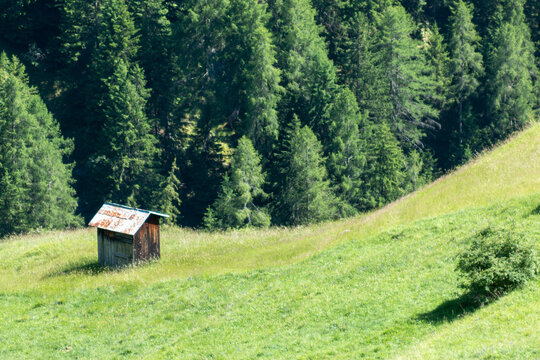bornio val zebr&ugrave; tourist town known for its winter sports facilities and uncontaminated valleys