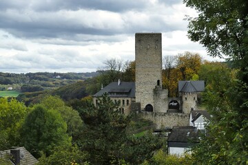 Burg Blankenstein in Hattingen mit dem Ruhrtal