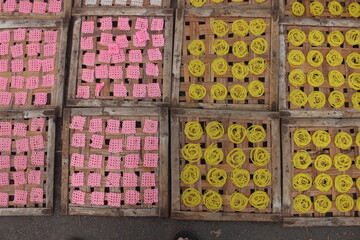 raw crackers noodles