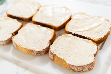 Mini Cucumber Sandwiches with Cream Cheese Spread