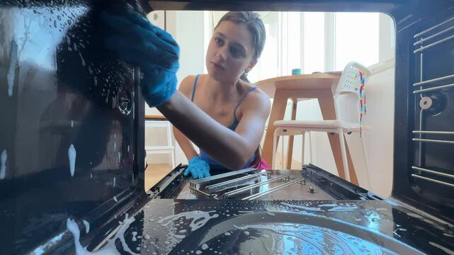 Cleaning Your Kitchen Oven An InDepth StepbyStep Guide to Ensure Sparkling Results