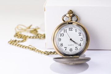 Vintage Pocket Watch on Chain &ndash; Romantic Retro Timepiece, Slow Life and Nostalgic Heritage Trend 2026