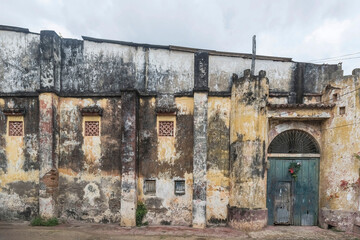 Old abandoned building. Decadent architecture. Grunge walls.