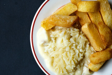  Traditional Classid Baked Fish Pie with THick Cut Chunky Chips