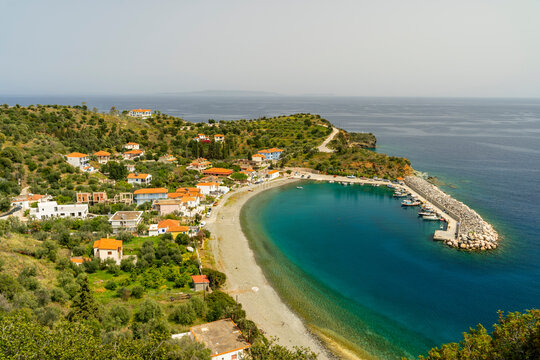 Grecee, Peloponnese, Sampatiki - 1 April 2024 - Suggestive afternoon view of the Sampatiki harbour seen from above