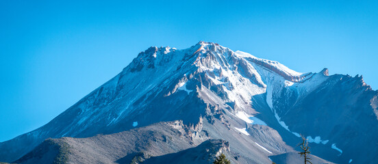 mount shasta wilderness in northern california © digidreamgrafix