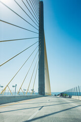 Naklejka premium scenic views of sunchine skyway bridge in florida